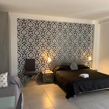 Raggio Di Sole Aparthotel Сан Чезарео Екстериор снимка