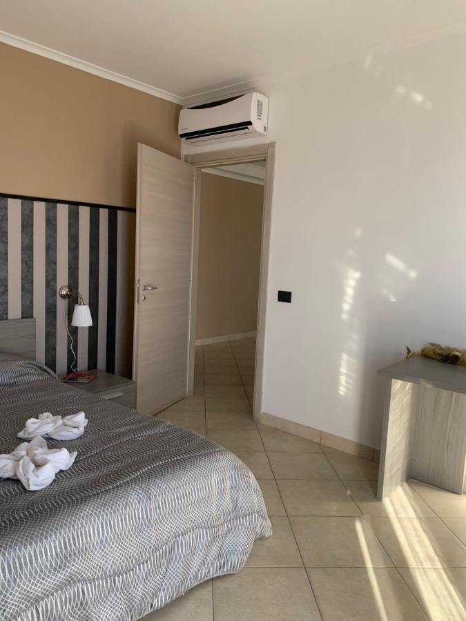 Raggio Di Sole Aparthotel Сан Чезарео Екстериор снимка