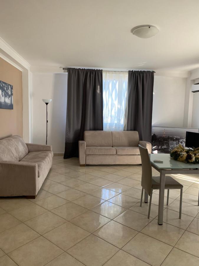 Raggio Di Sole Aparthotel Сан Чезарео Екстериор снимка