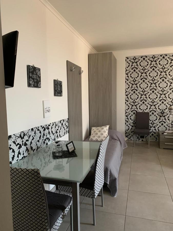 Raggio Di Sole Aparthotel Сан Чезарео Екстериор снимка