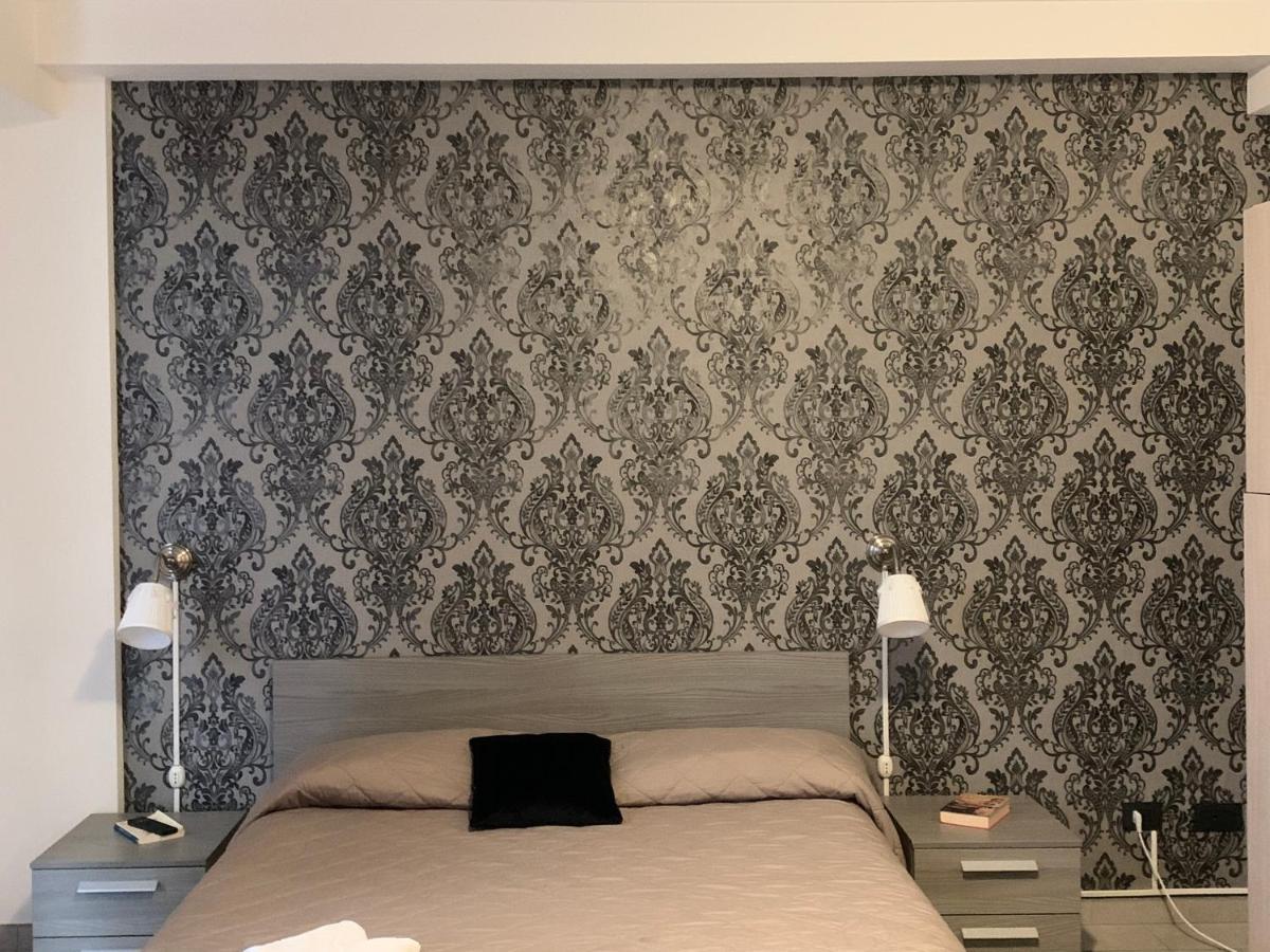Raggio Di Sole Aparthotel Сан Чезарео Екстериор снимка