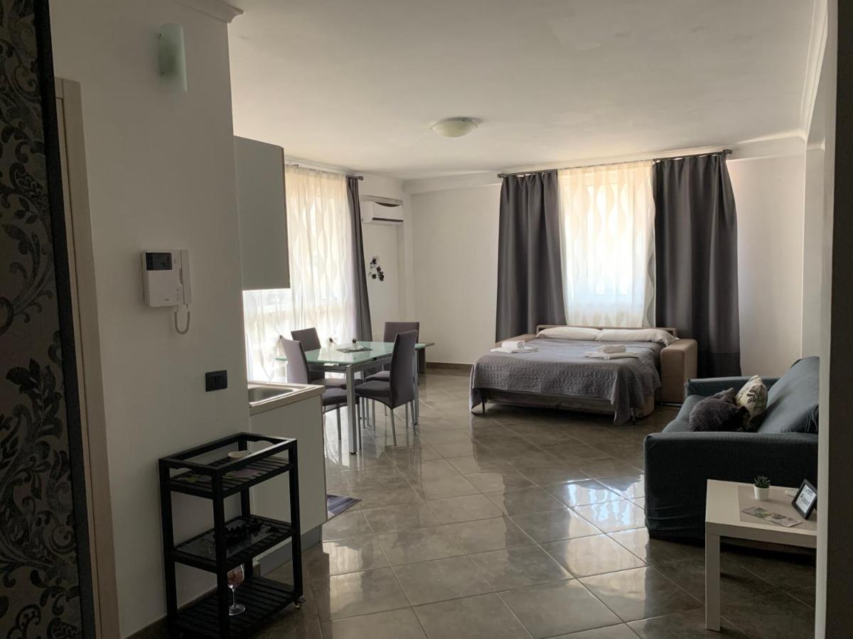Raggio Di Sole Aparthotel Сан Чезарео Екстериор снимка