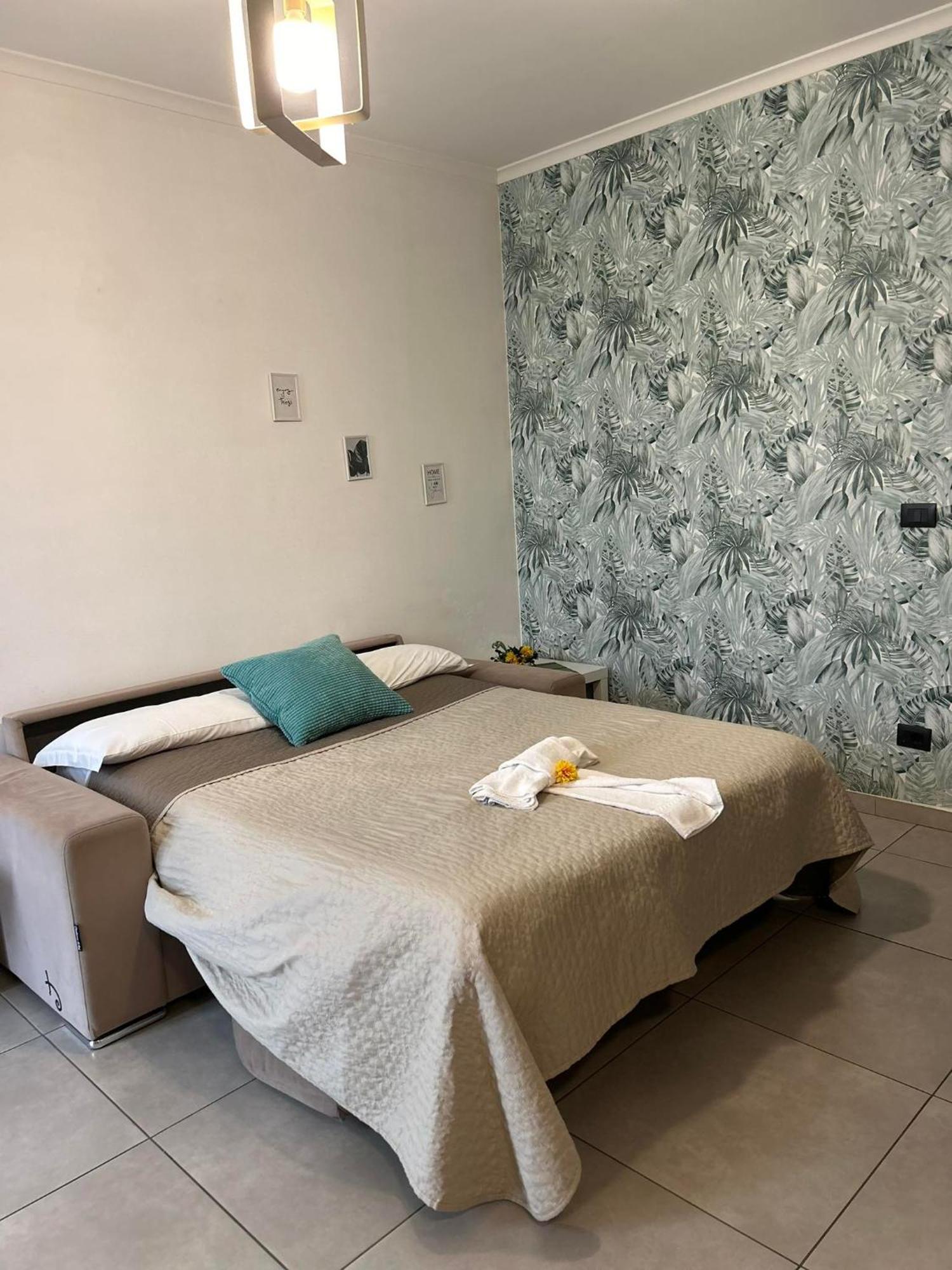 Raggio Di Sole Aparthotel Сан Чезарео Екстериор снимка